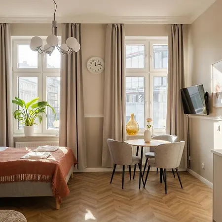 Arthaven Przy Operze *